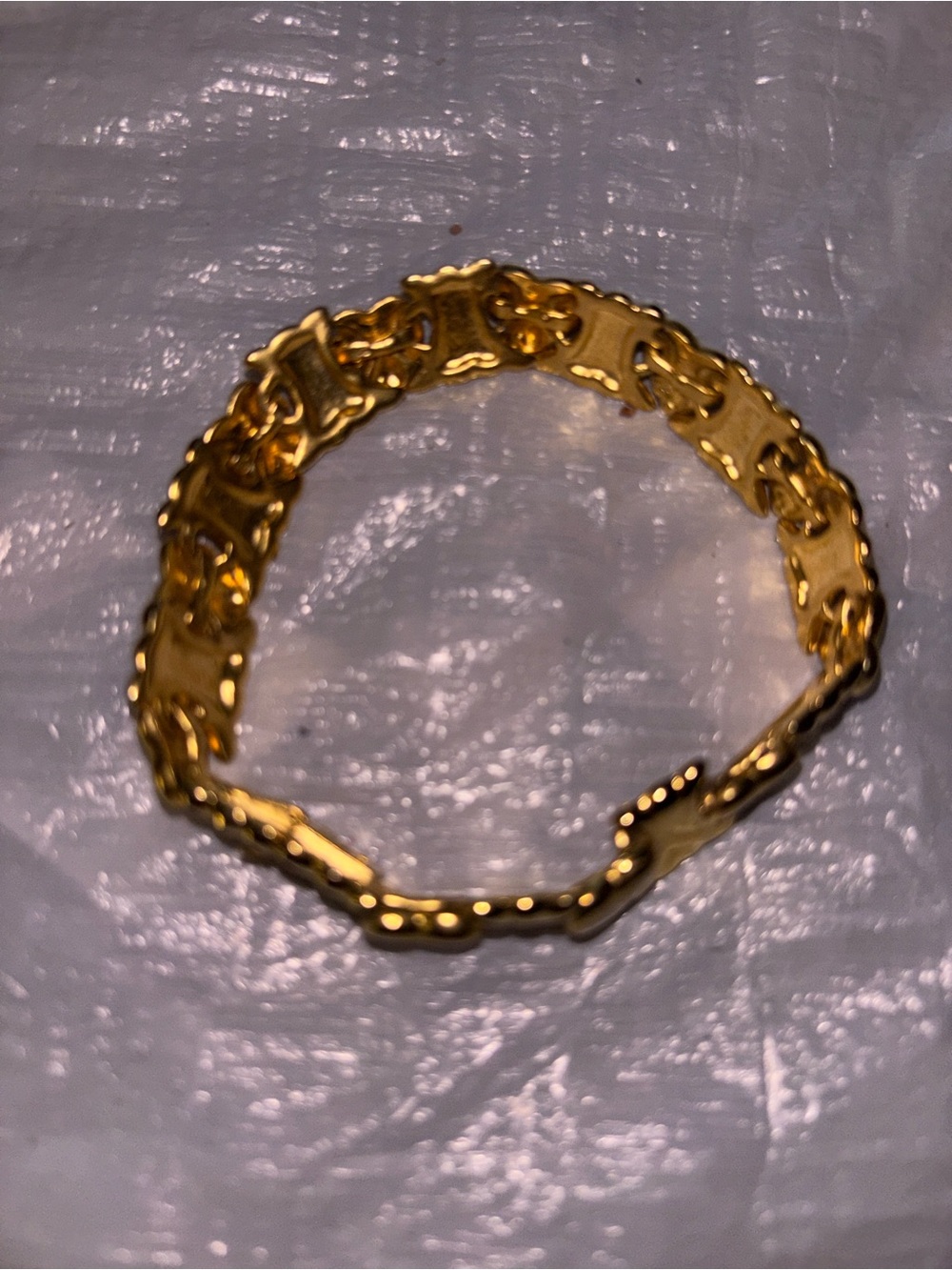 Classic Gold Link Bracelet for Women